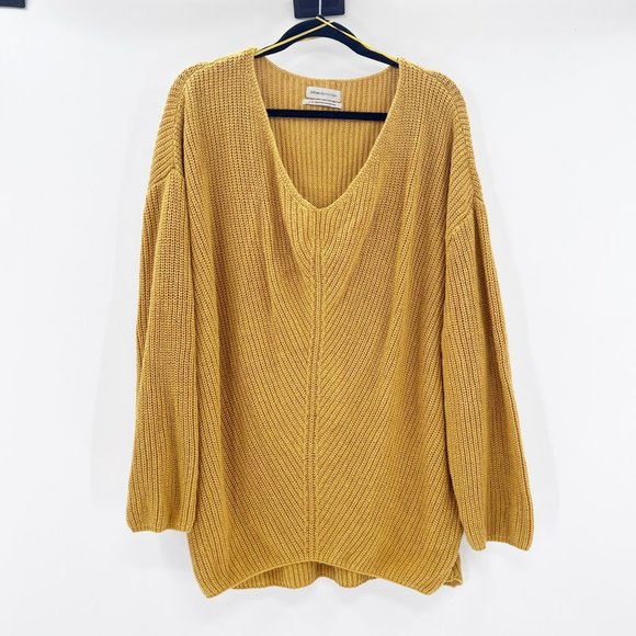 Urban Outfitters Sweaters - Urban Outfitters Women's Mustard Yellow Knit Flowy Sweater Size L
